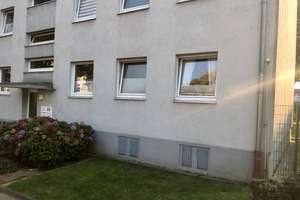 Sanierte 3-Zimmer-Erdgeschosswohnung mit Balkon in Mönchengladbach – ohne Maklerprovision – Die vollständige Adresse der Immobilie erhältst du vom Anbieter., 41189 Wickrath-Mitte, Mönchengladbach – Vorschaubild 2