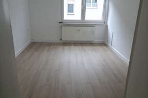Wohnen mit Charakter: Großzügige 5-Zimmer-Wohnung in Oberhausen – Die vollständige Adresse der Immobilie erhältst du vom Anbieter., 46047 Dümpten, Oberhausen – Vorschaubild 8