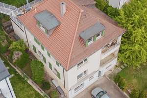 Charmantes Mehrfamilienhaus mit traumhaftem Garten im beliebten Pfostenwäldle in Stuttgart-Feuerbach