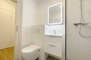 Neu renovierte, lichtdurchflutete 1-Zimmer-Wohnung mit West-Balkon in Top-Lage von Sendling-Westpark – München – Vorschaubild 8