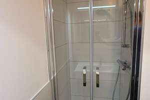 Helles und ruhiges 1-Zimmer-Apparement (für  1 Person) mit kl. Balkon in M-NeuhausenBalkon – Landshuter Allee 79, 80637 Dom Pedro, München – Vorschaubild 10