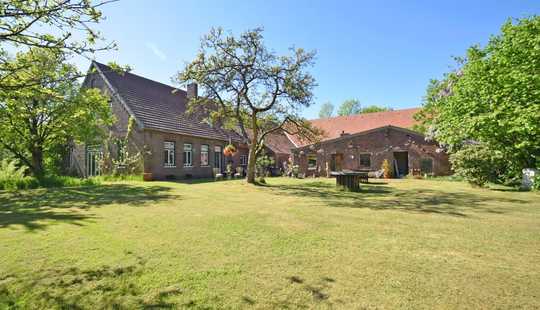 Bild von Resthof mit saniertem Wohnhaus in Jever-Grappermöns