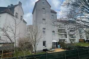 Renovierungsbedürftiges Mehrfamilienhaus 5 Parteien Renditeobjekt Bielefeld Zentrum 699.900,00 ,- € – Die vollständige Adresse der Immobilie erhältst du vom Anbieter., 33609 Mitte, Bielefeld – Vorschaubild 3