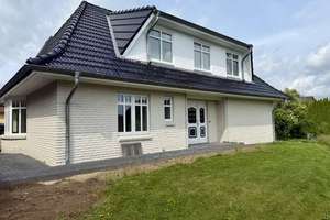 Exklusives Einfamilienhaus auf großzügigem Grundstück – in ruhiger Lage mit Wohlfühlcharakter – Die vollständige Adresse der Immobilie erhältst du vom Anbieter., 23570 Travemünde, Lübeck – Vorschaubild 31