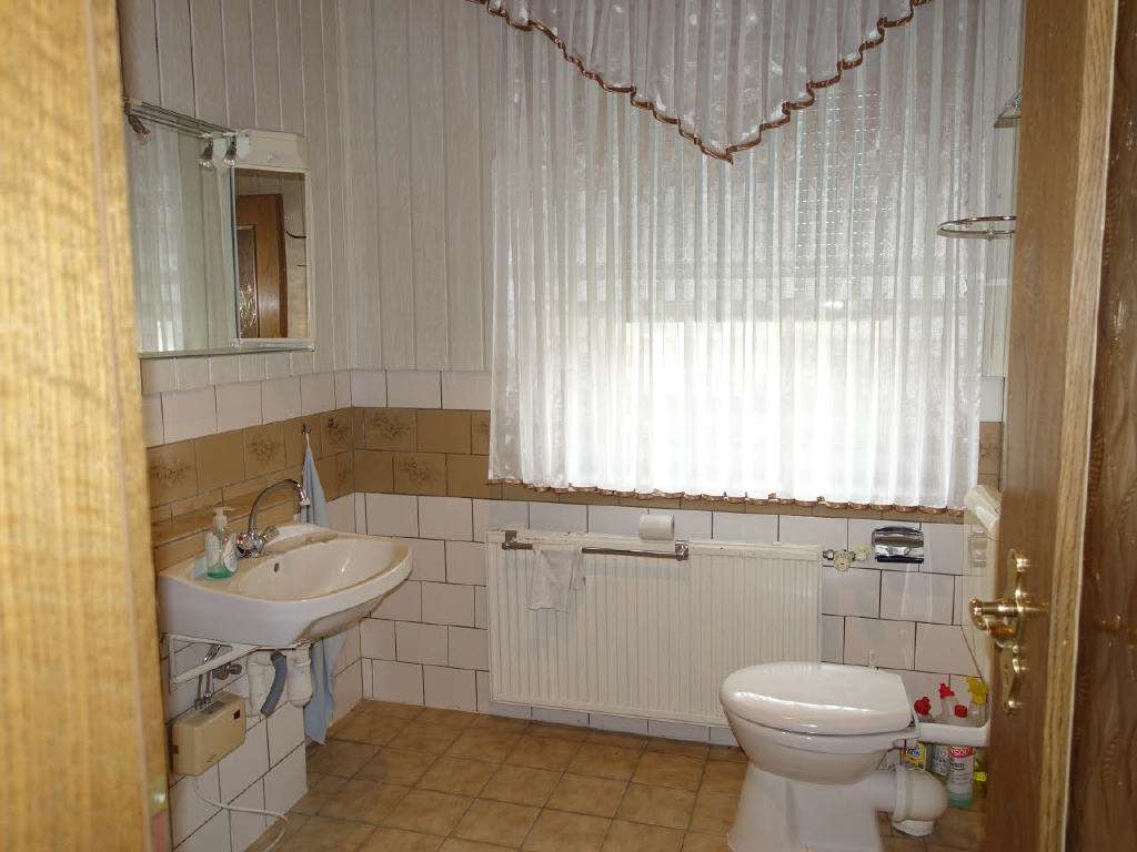 Immobilie in Bad Liebenwerda - Familiendomizil mit Entfaltungspotenzial - Einfamilienhaus in 04931 Neuburxdorf - Bild 1