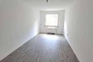 Frisch renovierte 2-Zi.-Wohnung in Essen Citynähe – Spichernstrasse 23, 45138 Huttrop, Essen – Vorschaubild 3