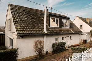 Modernes Einfamilienhaus mit hochwertiger Aussattung und großzügigem Grundstück – Die vollständige Adresse der Immobilie erhältst du vom Anbieter., 56076 Pfaffendorf, Koblenz – Vorschaubild 2