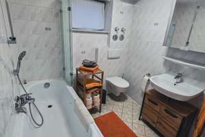 wunderschönes EFH mit großem Grundstück und unverbaubarem Blick ins Glonntal – Die vollständige Adresse der Immobilie erhältst du vom Anbieter., 85235 Pfaffenhofen an der Glonn – Vorschaubild 16
