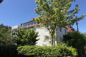 Absolute Rarität direkt am Prinzenpark! Individuelle 2-3 Zi.-Dachgeschosswhg. mit sonnigen Balkon – Klingemannstrasse 13, 38104 Östliches Ringgebiet, Braunschweig – Vorschaubild 2