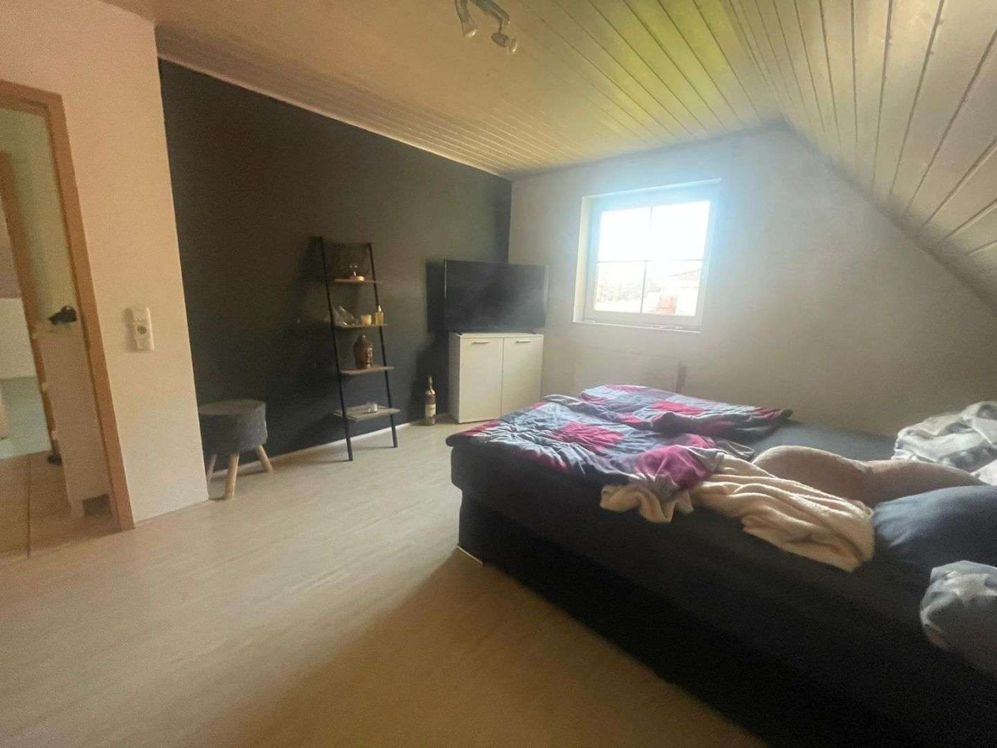 Immobilie in Burghaslach - Großzügiges fast autarkes Einfamilienhaus mit Stellplätzen in Burghaslach nähe Geiselwind - Bild 0