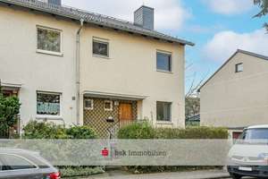Freundliches Reihenendhaus mit ausgebautem Dach in Lichtenrade – Die vollständige Adresse der Immobilie erhältst du vom Anbieter., 12309 Lichtenrade, Berlin – Vorschaubild 1