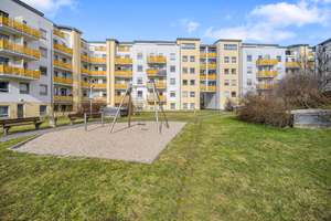 Property thumbnail 9