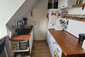 Oase der Ruhe - Schöne 3-Zimmer DG-Wohnung in Stuttgart-Bad Cannstatt (Tannenbergstrasse) – Die vollständige Adresse der Immobilie erhältst du vom Anbieter., 70374 Espan, Stuttgart – Vorschaubild 11
