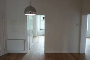 4-Zimmer-Altbau im oberen Gerresheim - 120 qm, hohe Decken, Parkett, Südbalkon, saniert mit Küche – Keldenichstraße 71, 40625 Gerresheim, Düsseldorf – Vorschaubild 15