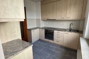 Große 4-Zimmer-Wohnung mit Balkon –Frisch renoviert NÄHE PORSCHE  – Gänsebergstraße 11, 70437 Rot, Stuttgart – Vorschaubild 8