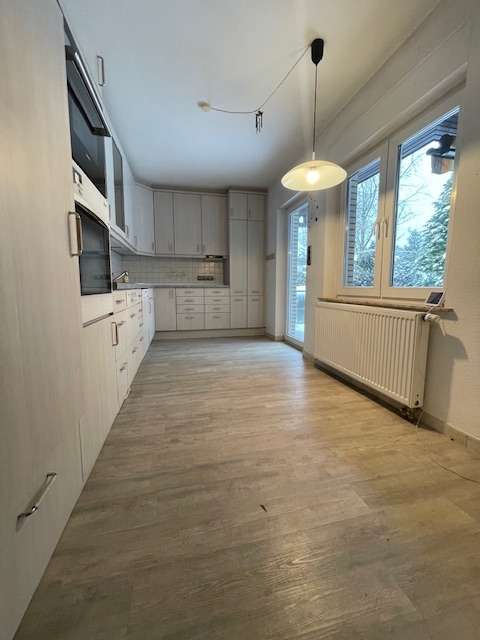 Immobilie in Buchholz - Zweifamilienhaus mit Vollkeller in TOP Lage von Burg - Bild 1