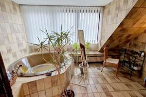Zuhause mit Charakter, Kamin & Sauna – großzügiges Familienhaus mit Garten und Doppelgarage – Die vollständige Adresse der Immobilie erhältst du vom Anbieter., 45470 Menden-Holthausen, Mülheim an der Ruhr – Vorschaubild 15