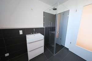 Einzigartiges Dachgeschoss in Berlin – Wohnen mit Potenzial – Die vollständige Adresse der Immobilie erhältst du vom Anbieter., 10715 Wilmersdorf, Berlin – Vorschaubild 18