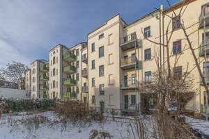 Property thumbnail 11