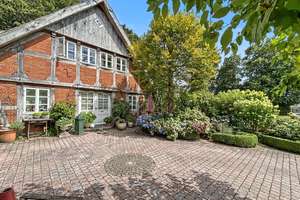 Exklusives Landhaus im Fachwerkstil – hochwertige Handwerkskunst und zeitlose Eleganz in Simmerath