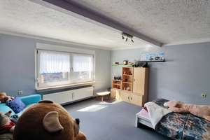 Sehr schickes saniertes Haus mit 175m² Wohnfläche und 3 Garagen in Weißenborn – Tautenhainer Straße 10, 7639 Weißenborn – Vorschaubild 7