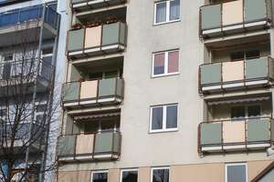 Preiswertes Wohnen für Jung und Alt mit Aufzug und EBK – Philippstraße 8, 9130 Sonnenberg, Chemnitz – Vorschaubild 3