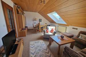 TOP-Lage i.d. Nähe Hohe Warte
Modernisiertes Reihenendhaus
6,5 Zimmer + 2 Bäder + 2 Terrassen uvm. – Die vollständige Adresse der Immobilie erhältst du vom Anbieter., 95445 Grüner Baum/Festspielhügel, Bayreuth – Vorschaubild 23