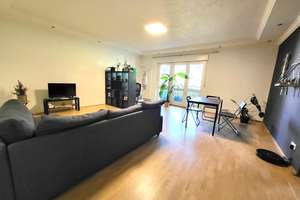 Schöne Wohnung mit EBK nähe Schlossplatz auch für WG geeignet. – Rhode Island Allee 84, 76149 Nordstadt, Karlsruhe – Vorschaubild 1