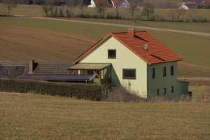 "Autarkes Wohnen im Grünen"
Mehrgenerationenhaus im malerischen Kesseltal sowie ca. drei Bauplätzen – Dillingen an der Donau (Kreis) – Vorschaubild 5