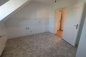 schöne Dachwohnung mit Fahrstuhl – Die vollständige Adresse der Immobilie erhältst du vom Anbieter., 9113 Schloßchemnitz, Chemnitz – Vorschaubild 8
