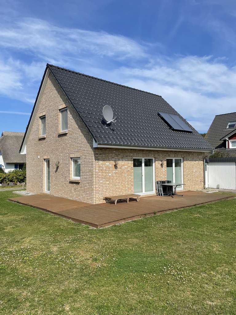 Immobilie in Breege - Modernes Einfamilienhaus mit Carport in Strandnähe - Bild 2