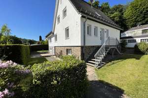 Overath-Brombach:
Einfamilienhaus zu vermieten – Die vollständige Adresse der Immobilie erhältst du vom Anbieter., 51491 Overath – Vorschaubild 1