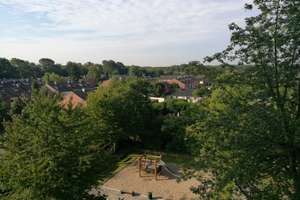 Ruhige Dreizimmerwohnung mit Blick ins Grüne inkl. Tiefgaragenstellplatz