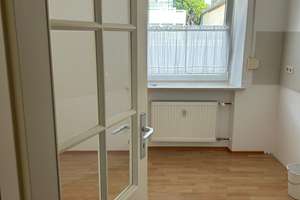 Zuhause mit zwei Zimmern in Augsburg Lechhausen – Die vollständige Adresse der Immobilie erhältst du vom Anbieter., 86167 Lechhausen-Ost, Augsburg – Vorschaubild 8