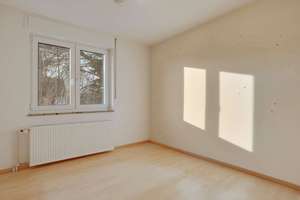 Hochwertig modernisiert! Doppelhaushälfte mit traumhaftem Grundstück direkt an der S1 – Die vollständige Adresse der Immobilie erhältst du vom Anbieter., 90571 Schwaig bei Nürnberg – Vorschaubild 19