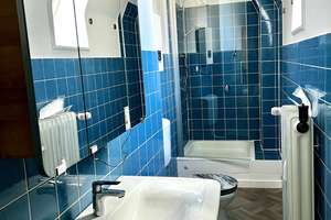 ** NEW YORK STYLE *MÖBLIERTES DG APARTMENT NÄHE FÜRSTENPLATZ ** EINBAUKÜCHE, BOXSPRINGBETT** – 40215 Friedrichstadt, Düsseldorf – Vorschaubild 5