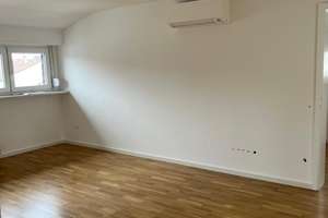 Moderne ruhige 3-Zimmer-Wohnung mit Einbauküche, Garage, Keller – Ruschgraben 53, 76139 Hagsfeld, Karlsruhe – Vorschaubild 4