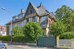 ++Altbaujuwel teilmöbliert mit parkähnlichem Garten in Niederursel++ – 60439 Niederursel, Frankfurt am Main – Vorschaubild 2