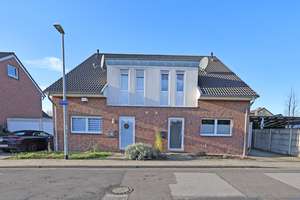 Baujahr 2015! Drei Doppelhaushälften in sehr guter Lage von Mönchengladbach-Hardt – Die vollständige Adresse der Immobilie erhältst du vom Anbieter., 41169 Hardt-Mitte, Mönchengladbach – Vorschaubild 2