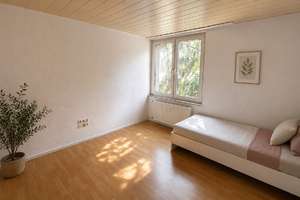 Schöne Familienwohnung in der Wiesenstr. 11 (nähe Weselerstraße) zu vermieten !