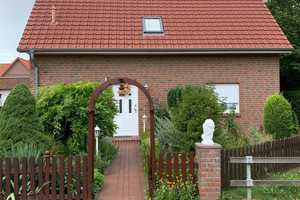 Preiswertes, neuwertiges 4-Zimmer-Einfamilienhaus in Laatzen mit Ausbaupotenzial – Hannover (Kreis) – Vorschaubild 1