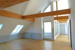 Sowas haben Sie noch nicht gesehen! - Moderne DG-5-Raum im Loftstil