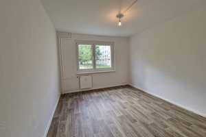 Platzprobleme? Nicht mit uns – 5 Zimmer, Hochparterre, fertig! – Ringstraße 189, 4209 Leipzig – Vorschaubild 9