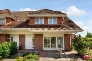 Sofort beziehbares Split-Level-Reihenendhaus – Schwerin – Vorschaubild 1