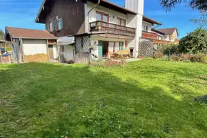 Doppelhaushälfte in ruhiger Wohnlage mit weitläufigem Garten – Miesbach (Kreis) – Vorschaubild 2