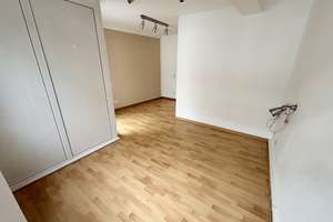 WOHNEN IN DEN ELSTER-LOFTS | Wasserseite | 2 Zi.-Mais.-Whg. mit EBK | Galerie | Balkon und TG-Stellp – Nonnenstraße 21a, 4229 Plagwitz, Leipzig – Vorschaubild 12
