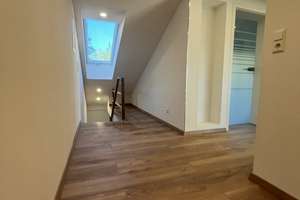 Erstbezug nach Sanierung: 3,5-Zimmer-Maisonette-Wohnung im 2. OG in Sindelfingen – Die vollständige Adresse der Immobilie erhältst du vom Anbieter., 71063 Sindelfingen – Vorschaubild 12