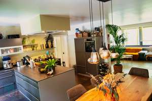 ***Raum für die ganze Familie: großzügiges Wohnen mit zusätzlicher Penthouse-Wohnung – Die vollständige Adresse der Immobilie erhältst du vom Anbieter., 42119 Elberfeld, Wuppertal – Vorschaubild 2