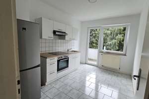 Schöne ruhige 2-Zimmer-Wohnung in zentraler Lage