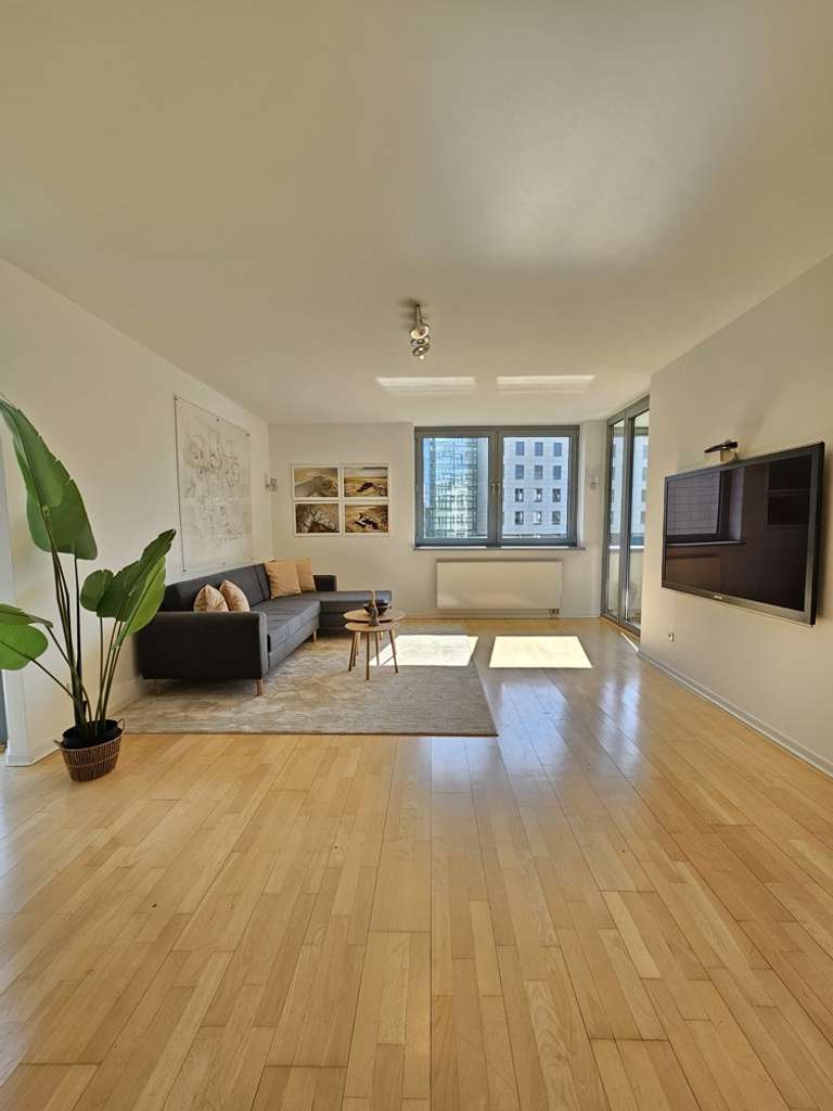 *****LANGE GESUCHT-ENDLICH GEFUNDEN! HOCHWERTIGE WOHNUNG MIT BALKON, STELLPLATZ & FREI!***